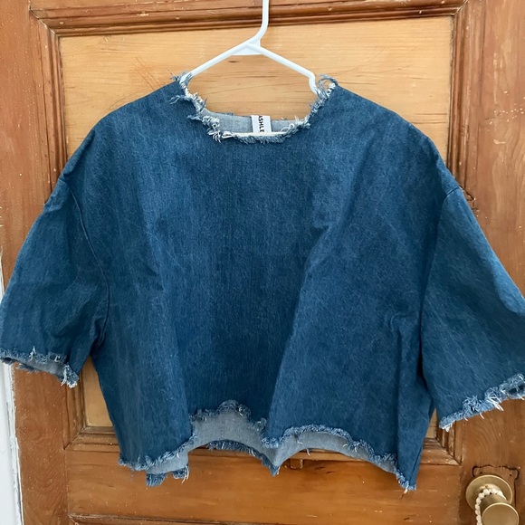 Ashley Rowe, mid-tone denim top, O/S - Picture 1 of 4